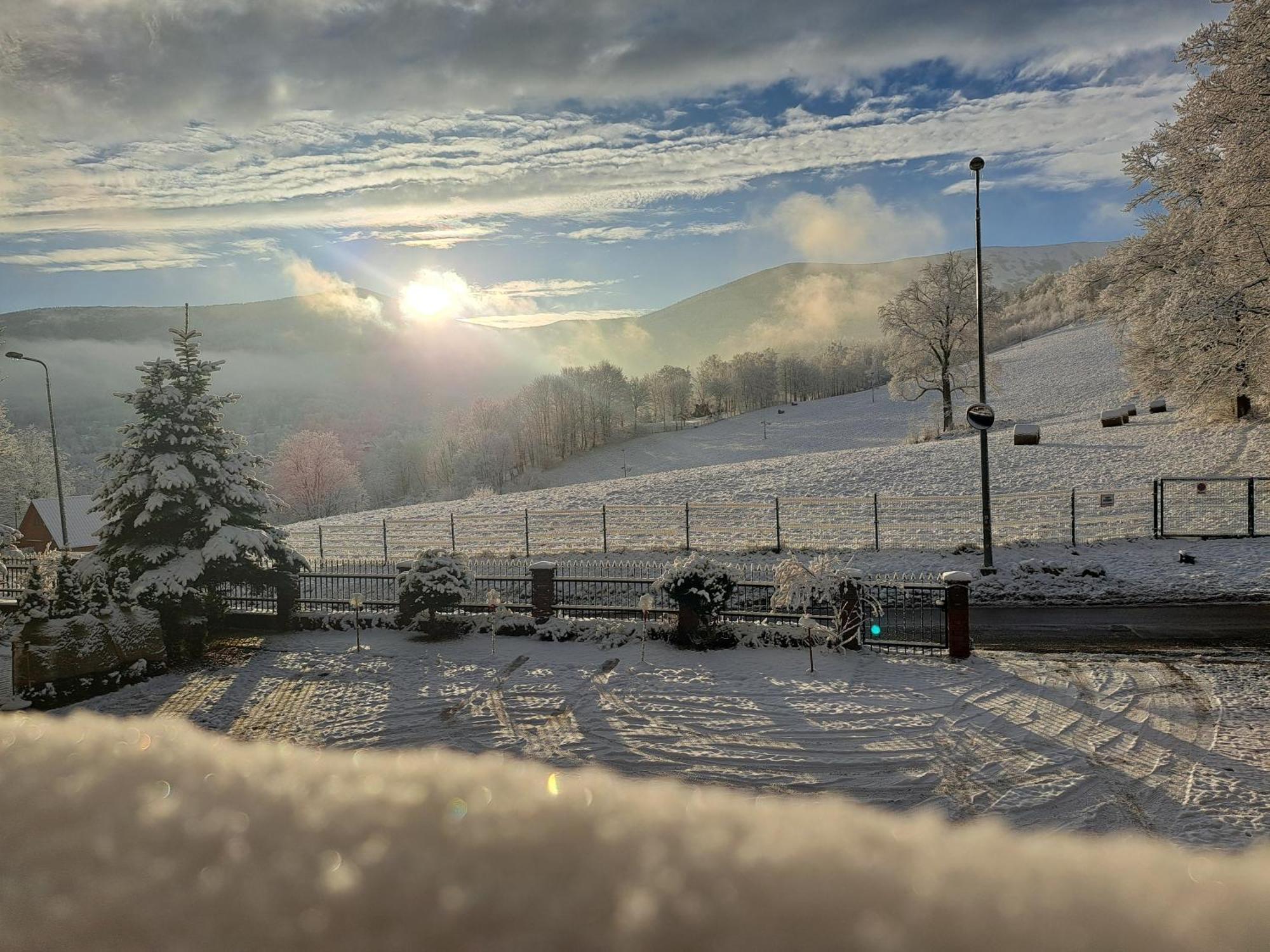 Gorski Widok Karpacz Apartamenty I Pokoje- Salon Kominkowy Exterior foto